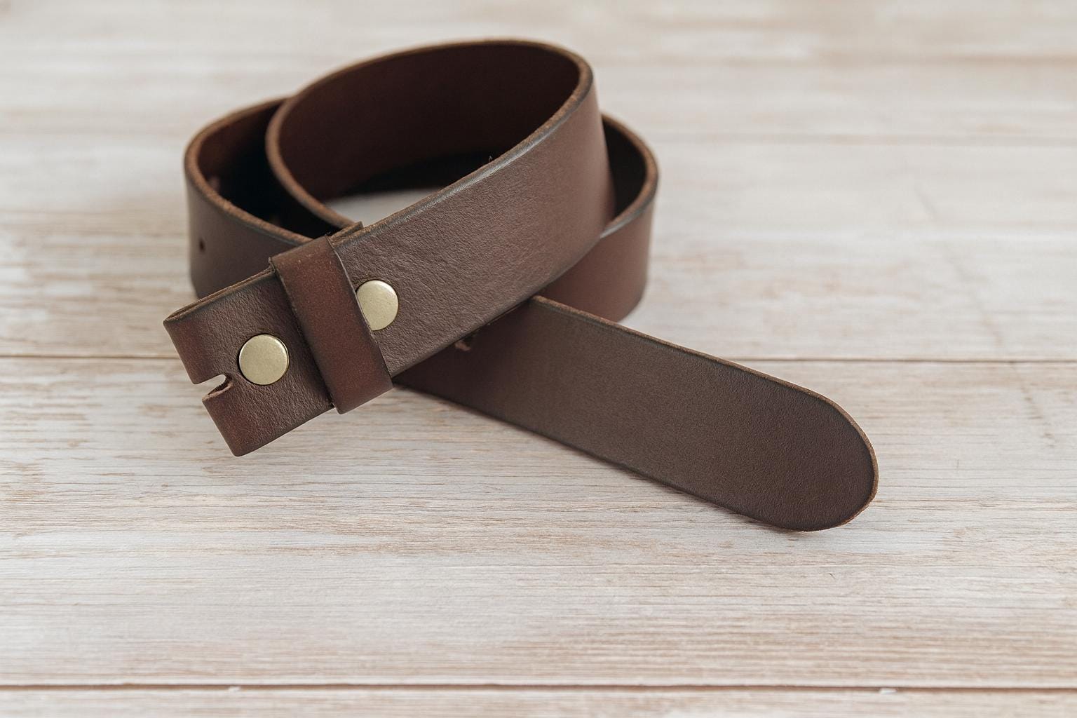 Brown Echo Belt Genuine Leather Wide Peg Pull Through Buckle Vintage Size Small Antique Roller Buckle Genuine Full Grain Vintage Leather  main image 3