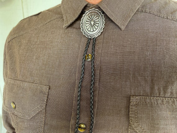 Southwestern Silver Concho Bolo Tie - Gifts for Him Cabochon