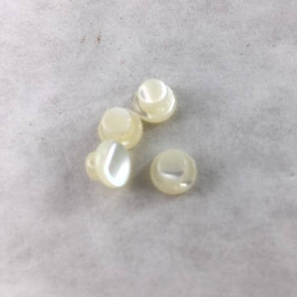 DOLL CLOTHES PEARL buttons    D11