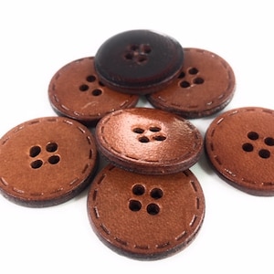 FAUX STITCH EDGE Leather Button 4 Hole   E5