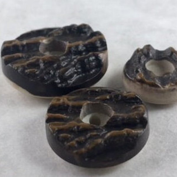 FAUX CARVED BARK Buttons   C1