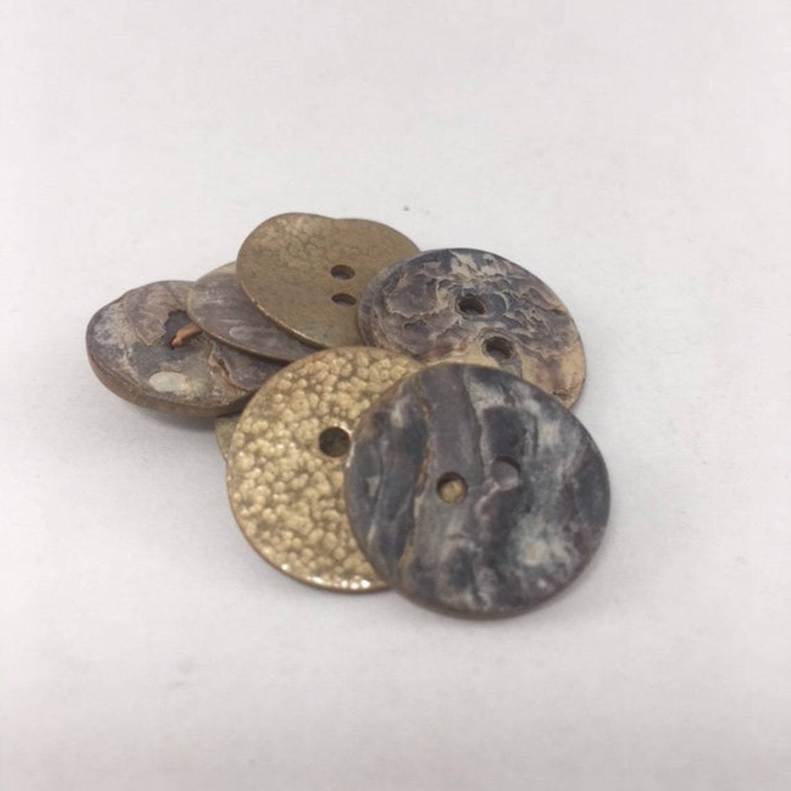 Shell Button Gold SHELL BUTTONS With GOLDEN Glaze D11 - Etsy