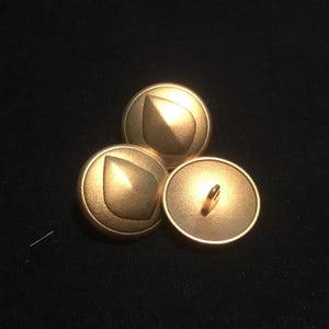 GOLD  EMBOSSED SHIELD Button   A26