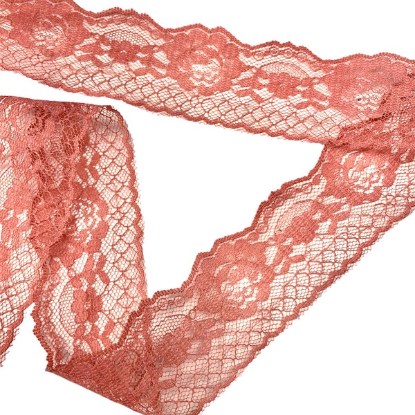 PEACH LACE ROSE Motif Scalloped Edges