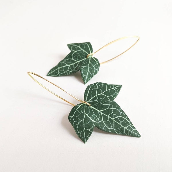 Green and Gold Ivy Leaf Earrings | Realistic Poison Ivy Leaves Dangle Earrings | Elven Polymer Clay Earrings