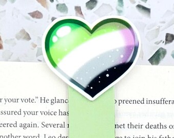 aromantic bookmark gifts for friends, aro flag magnetic bookmark for adults, pride book accessories for teens, LGBTQ book gifts for sister