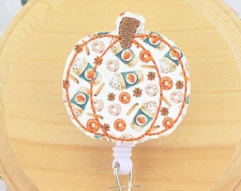 Porta credenciales de otoño con sabor a calabaza para el sector sanitario, clip para credenciales de calabaza, porta credenciales retráctil de Acción de Gracias, regalos para enfermeras amantes del café