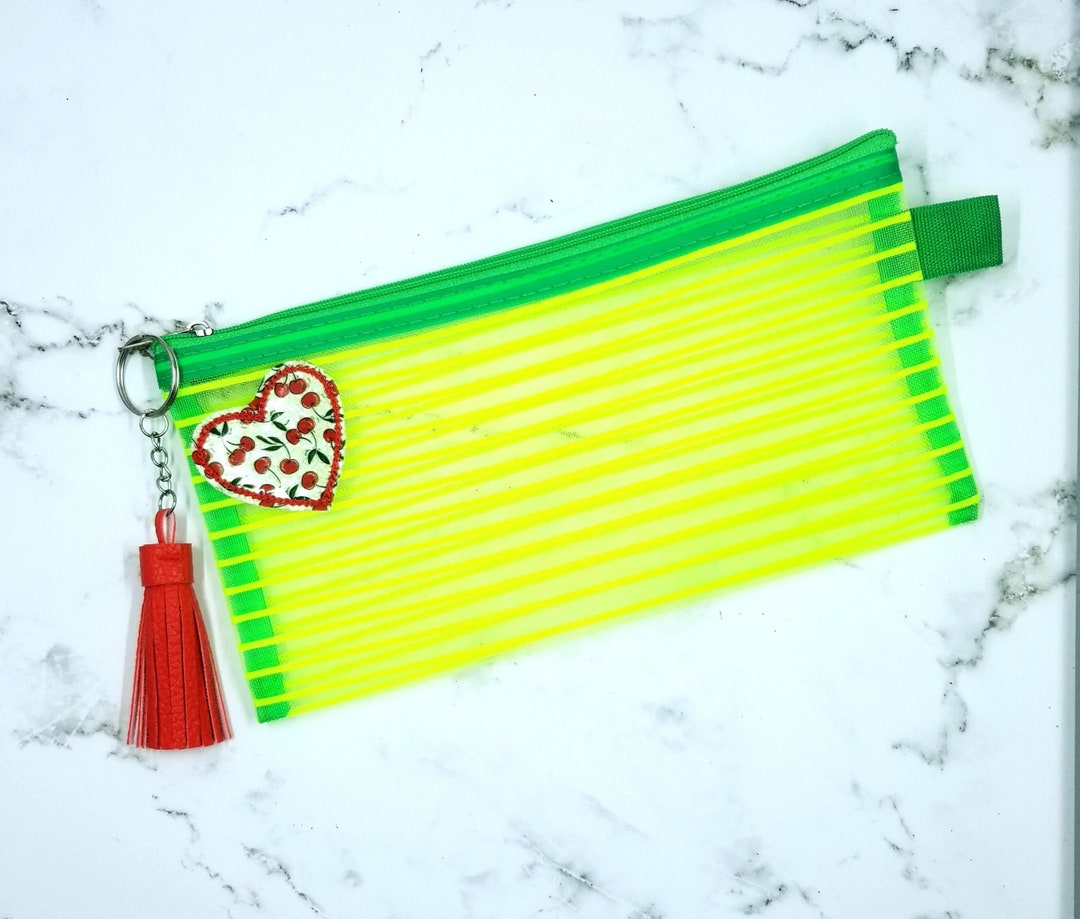 SŚAINT Cherry Cosmetic Bag