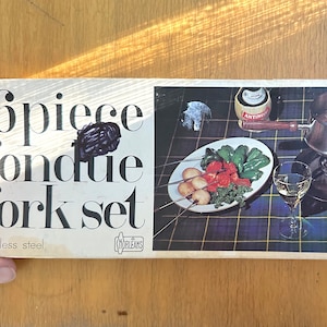 Mid Century Fondue Fork Set Stainless and Wood and Original Box, Set of 6 / Vintage Fondue Forks with Different Colored Dots