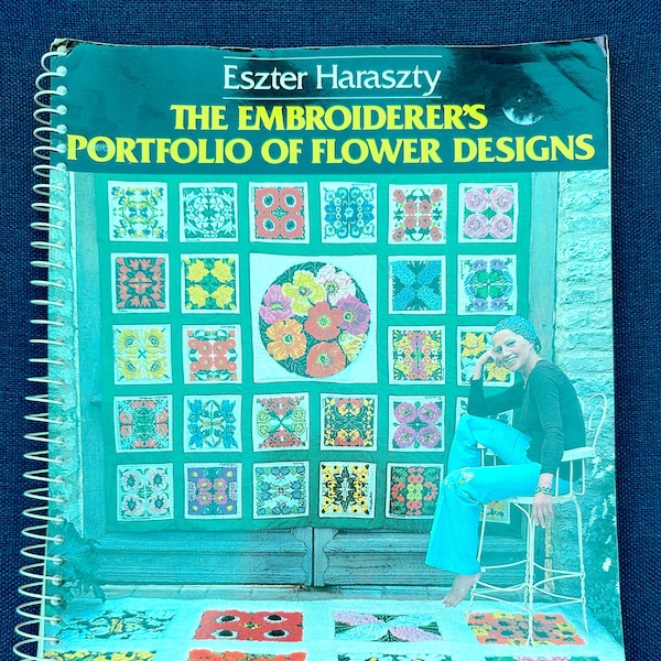 Amazing Vintage Crewel Embroidery Pattern Book / 32 Vintage Floral Crewel Quilt and Pillow Patterns