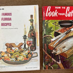 Two Vintage Florida Cookbook Pamphlets: &quot;Famous Florida Recipes&quot; and &quot;How to Cook Your Catch&quot; / Old Florida Recipes