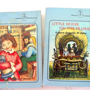 Vintage Little House Book Set in Blue with Box / 1970s Blue Laura Ingals Wilder