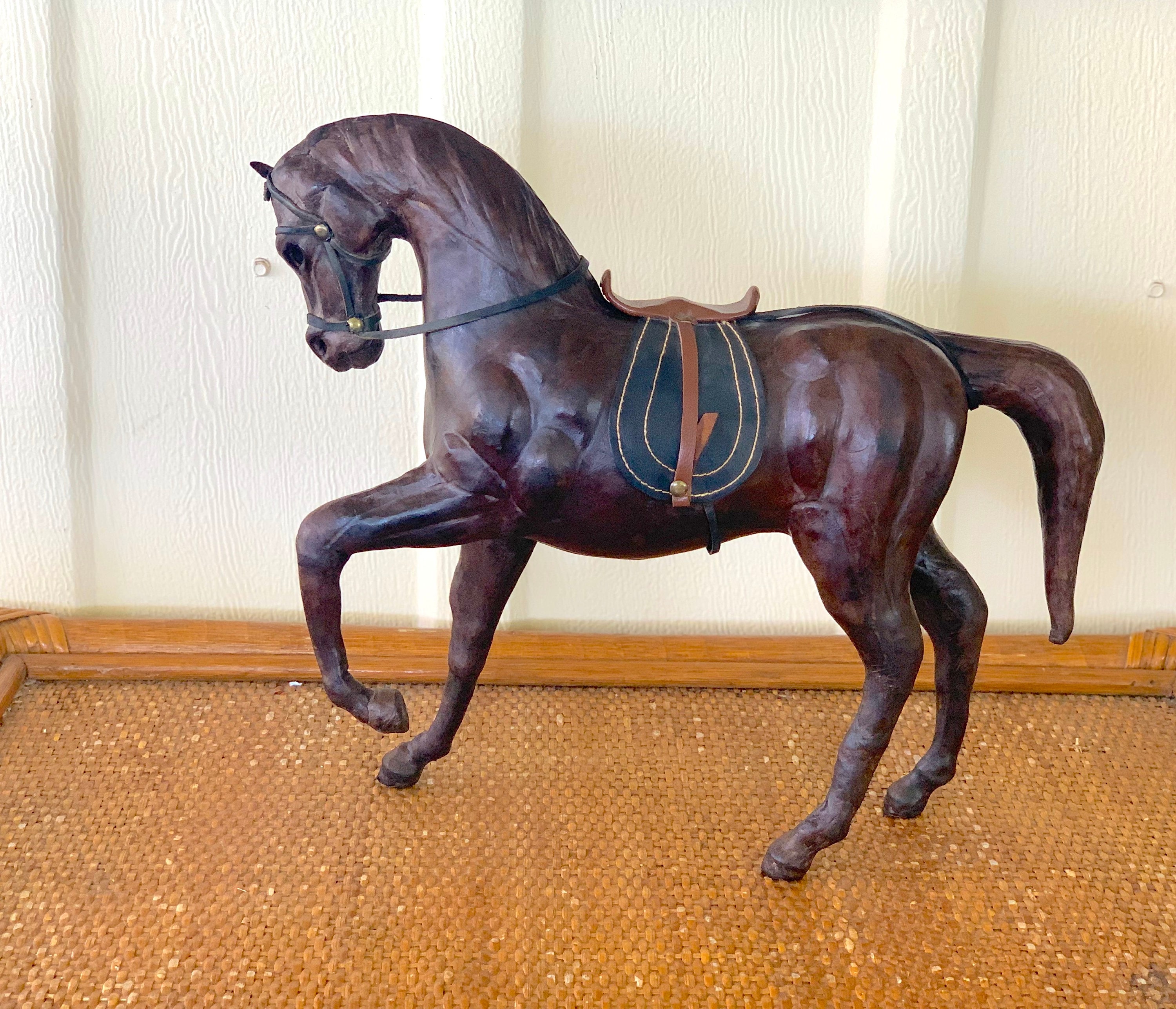 Personalized Horse Hair Figure - Leather and Horse Hair Totem - Create a  mini statue of your own special horse