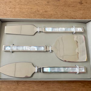 Vintage Pier One Stainless Cheese Knife Set with Pearlized Handles/ Pretty Stainless Steel Cheese Spreader Knife Set of 3 in Original Box