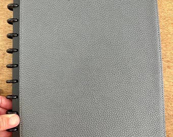Tul Discbound Gray Leather Notebook with Monthly Dividers Pockets, Paper, and Portfolio Storage