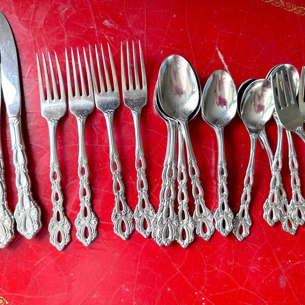 Vintage Oneida Community Chandelier Extra Pieces: Oval Soup Spoons or Flat Knives