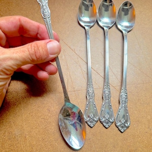 Vintage Oneida Kennett Square Iced Tea Spoons, Lot of 4 / Distinction Deluxe HH Stainless by Oneida
