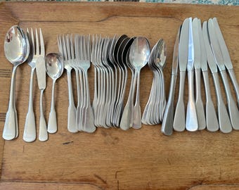 Vintage Flatware by SSS Oneida in the Yankee Clipper Pattern /  Five Piece Place Setting or Replacements by the Piece