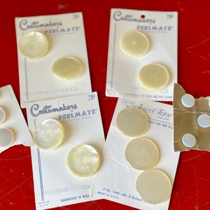 Lote de botões vintage em madrepérola em cartões originais, lote de 17 botões