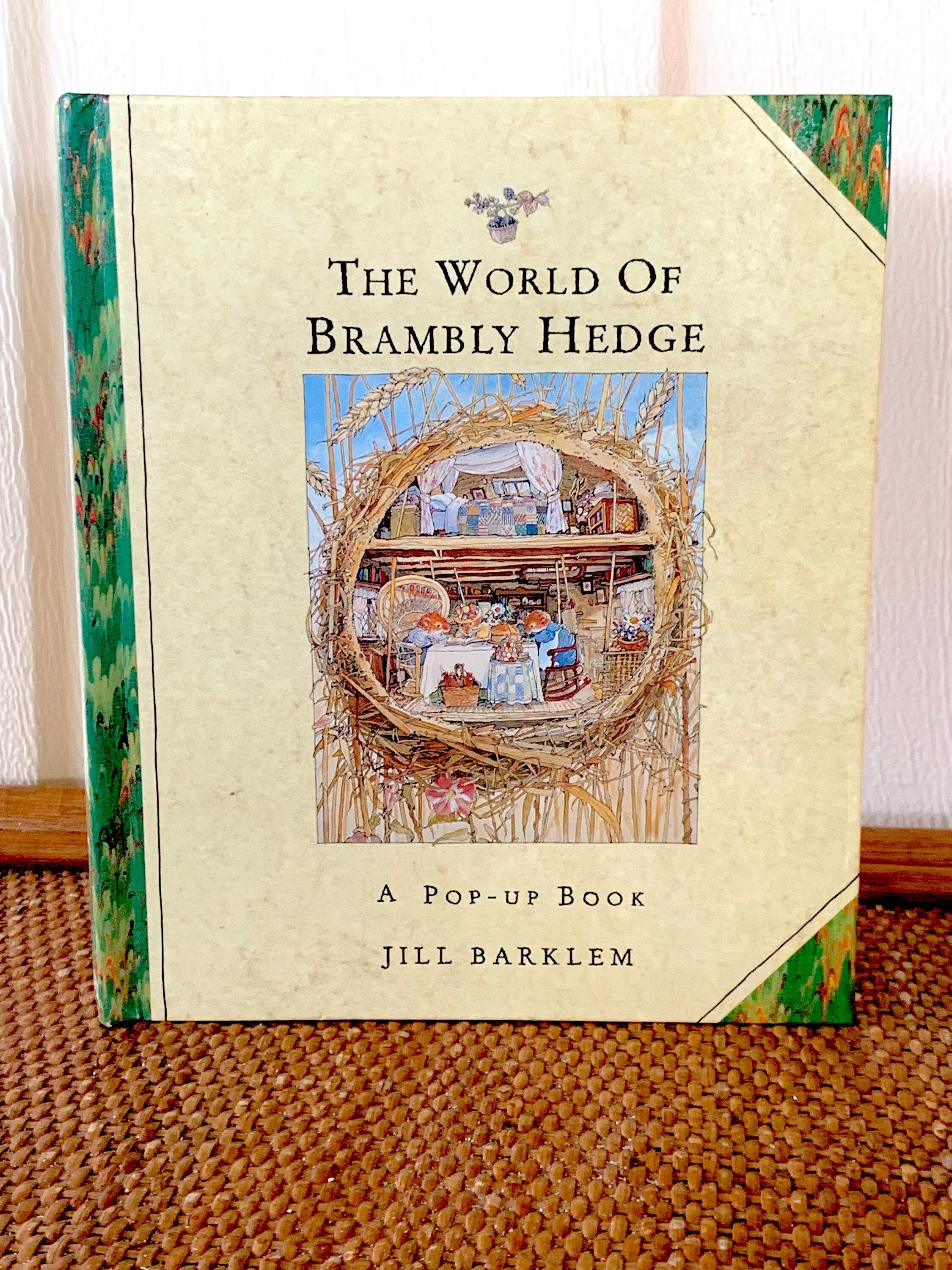 Brambly Hedge Pop-up Book, Original 1992 Edition / the World of