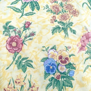 Vintage Queen Flat Sheet or Twin Flat Sheet in Lovely Yellow with Daffodils and Other Flowers
