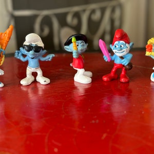 Five Vintage Smurf Figures / McD's Smurf Lot