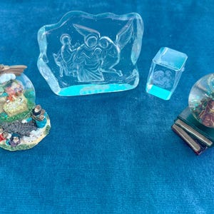 Unique Glass Nativity Sets / Tiny Nativity Collection