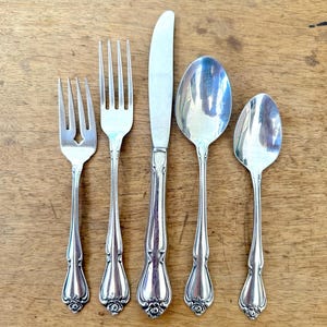 Oneida Rogers Arbor Rose-True Rose Pattern Replacements by the Piece or Pair / Marked 1881 Rogers Stainless Oneida Ltd