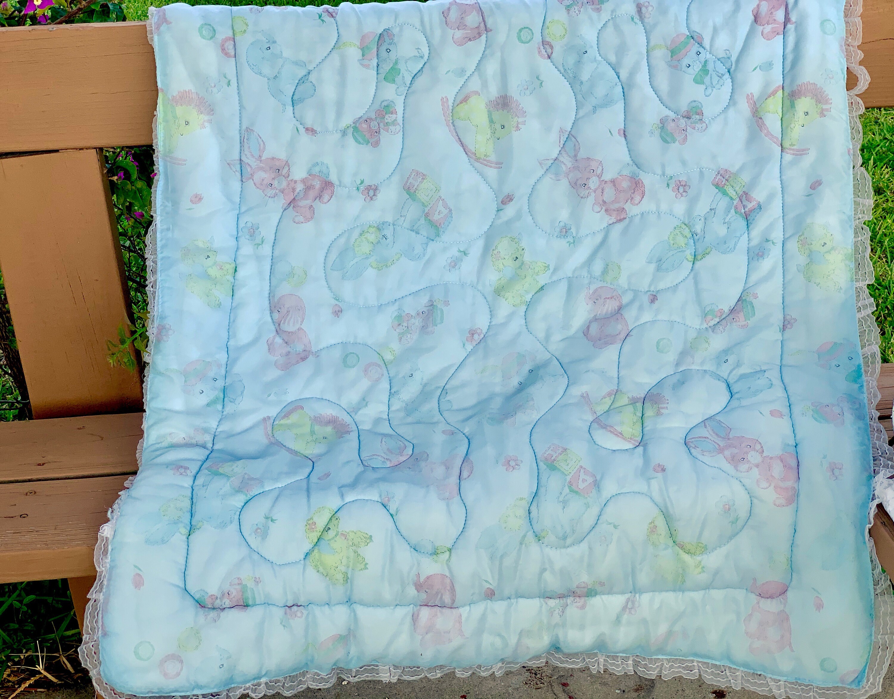 Vintage baby quilt sale