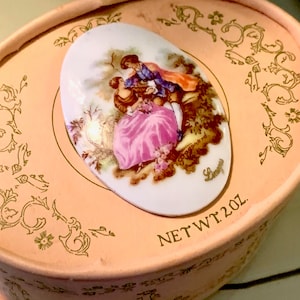 Vintage Limoges Cabahcon, Napoleon OR Romantic Couple / Hand Painted Porcelain Limoges Pendant: Stunning Embellishment