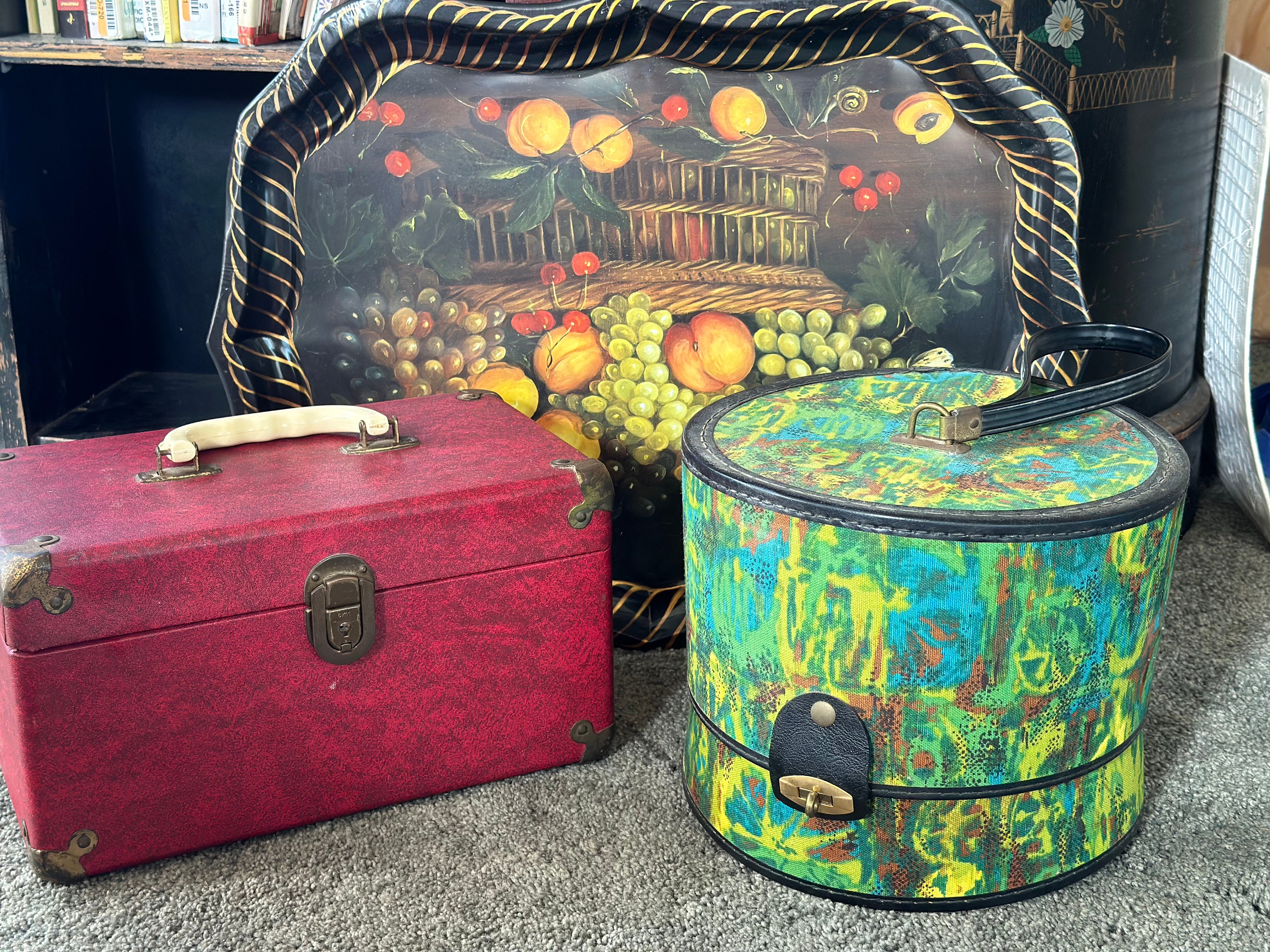 Vintage Wig Case in Green, Teal, and Yellow / Mid Century 