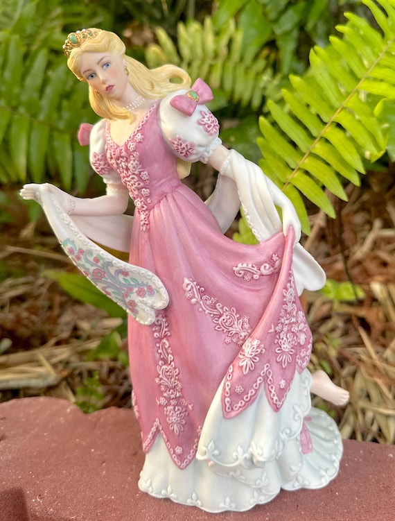 Vintage Lenox Cinderella Porcelain Figurine, 1988 - 8.5