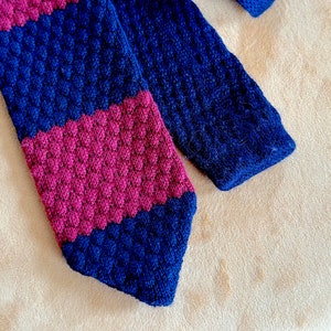 Vintage Knit Striped Neck Tie / Skinny Wool Knit Tie in Maroon and Navy / The Knottery Knit Necktie