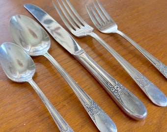 Mid-Century Silver Plate Flatware for Six in International Silver Jubilee Pattern / Five Piece Place Setting for Six Rogers Jubilee /