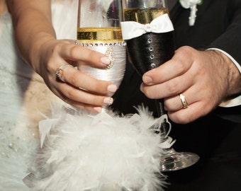 Bride & Groom Wedding Flutes