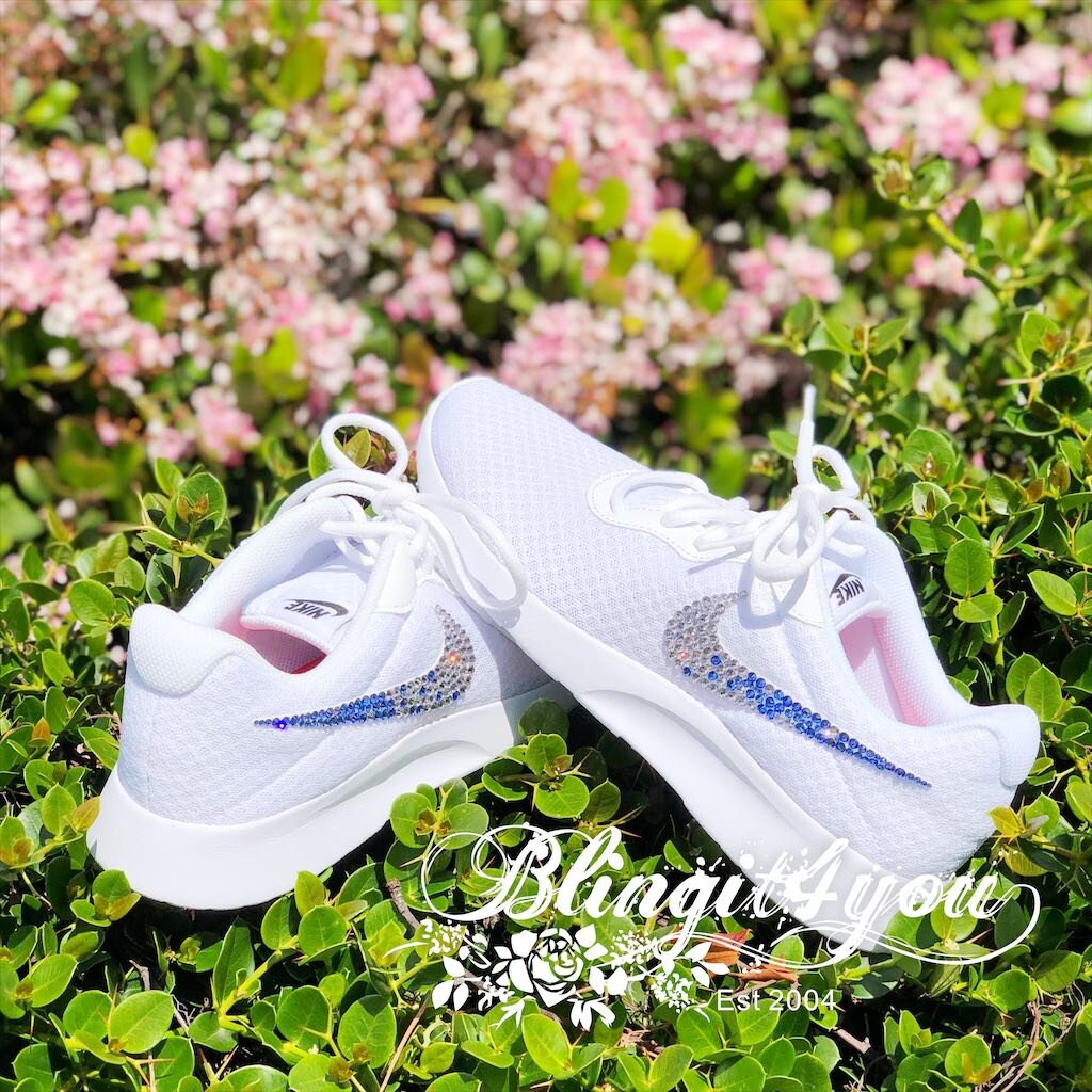 Bling White Nike Tanjun Shoes Swarovski Crystals Nike RN Bling White Nike Tanjun Shoes Swarovski Crystals Nike RN