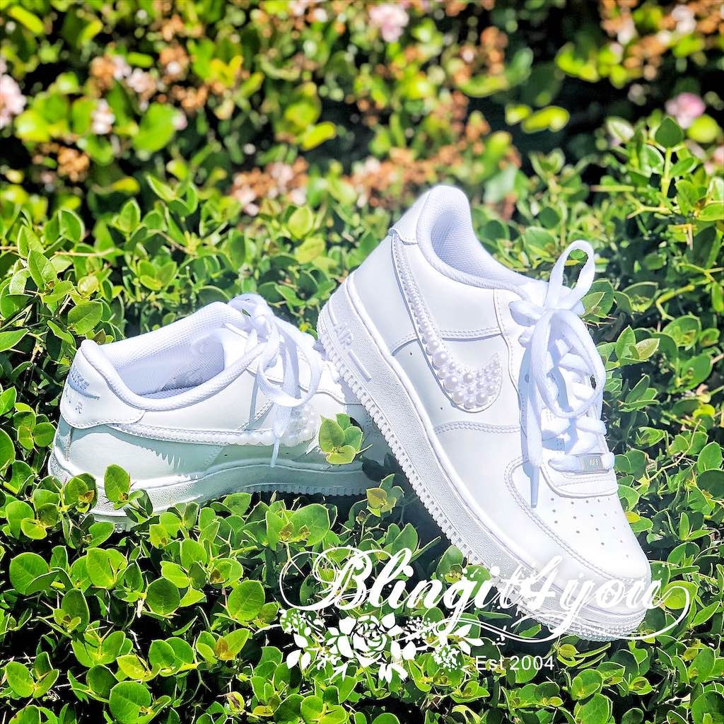 Pearl Nike AF1, Custom Nike AF1 with FAUX Pearl, Personalized Nike AF1  sneaker, Wedding Dancing Shoes with Pearl, Wedding Gift