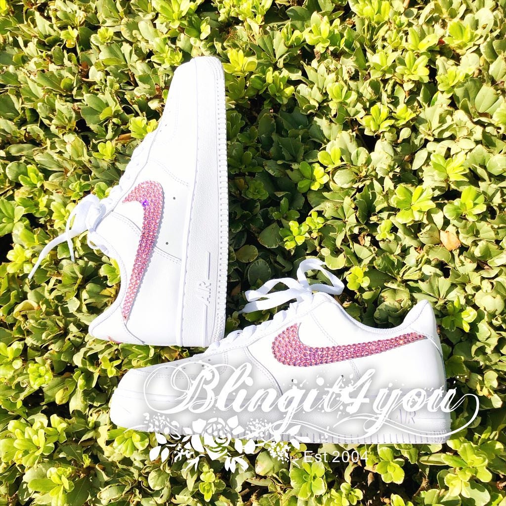 Bedazzled hot sale nike shoes