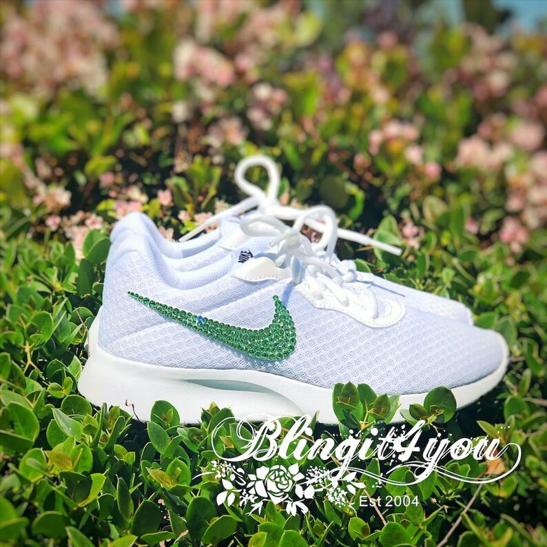 wmns nike tanjun eng