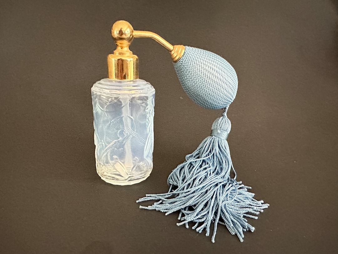 Sabino Nude Women Atomizer Perfume Bottle, French Sabino Blue Opalescent  Nude Nymphs Ladies Art Glass Perfume Bottle Gifts for Wife Mum