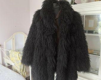 Black Mongolian Shaggy Fur Coat~1980s Mongolian Shaggy Lamb Fur Unisex Coat Sz M Rocker Woodstock Bohemian Hippie High Fashion Jacket Coat