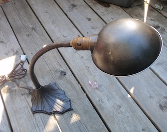 1920s to 30s Art Deco Gooseneck Industrial Table Lamp for Office, Den, Library or Living Room