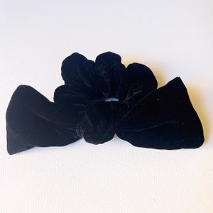 Black silk velvet bow scrunchie
