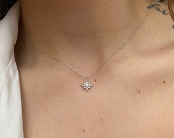 Original diamond-shaped necklace in tinted concrete with mini star
