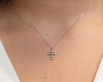 Diamond Cross Necklace / 14k Gold Diamond Bezel Cross 0.18CT / Communion Diamond Cross Necklace / Confirmation Cross / Baptism Cross