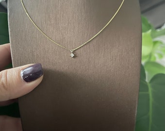 Diamond Solitaire Necklace 0.06ct / Diamond Prong Pendant / 14k Gold Diamond Solitaire Pendant / Layering Bridal Diamond /Minimalist Diamond