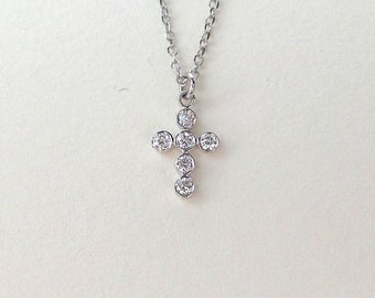 Small Diamond Cross Necklace / Small Layering Gold Cross / Mini Diamond Cross Necklace / 14k Communion / Confirmation / Baptism Cross / Grad