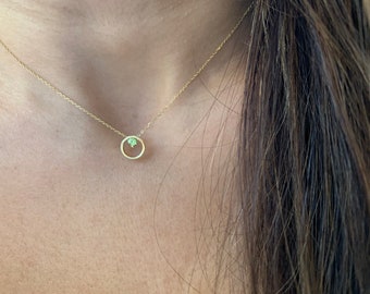 Peridot Necklace/ Circle Peridot Necklace / 14k Gold Peridot August Birthstone Necklace / Peridot Solitaire Necklace / Solid Gold