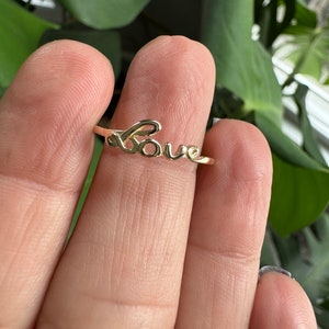 Love Ring / Love Ring en or 14 carats / Love Ring en or massif / Cadeaux pour une mariée / Cadeau pour elle / Cadeau pour petite amie / Cadeau pour la Saint-Valentin