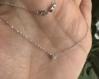Diamond Necklace / 14k Gold Diamond Necklace 0.05CT / Diamond Solitaire Necklace / Dainty Diamond Necklace / Bridal Diamond Jewelry Floating